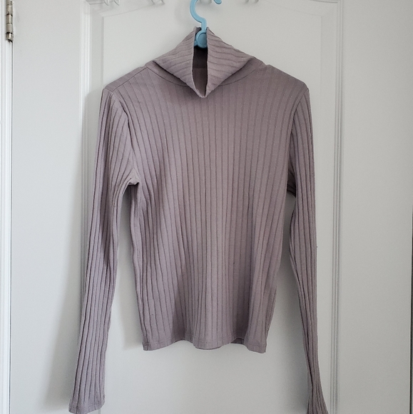 F21 Ribbed Mock Neck Sweater - Picture 1 of 2